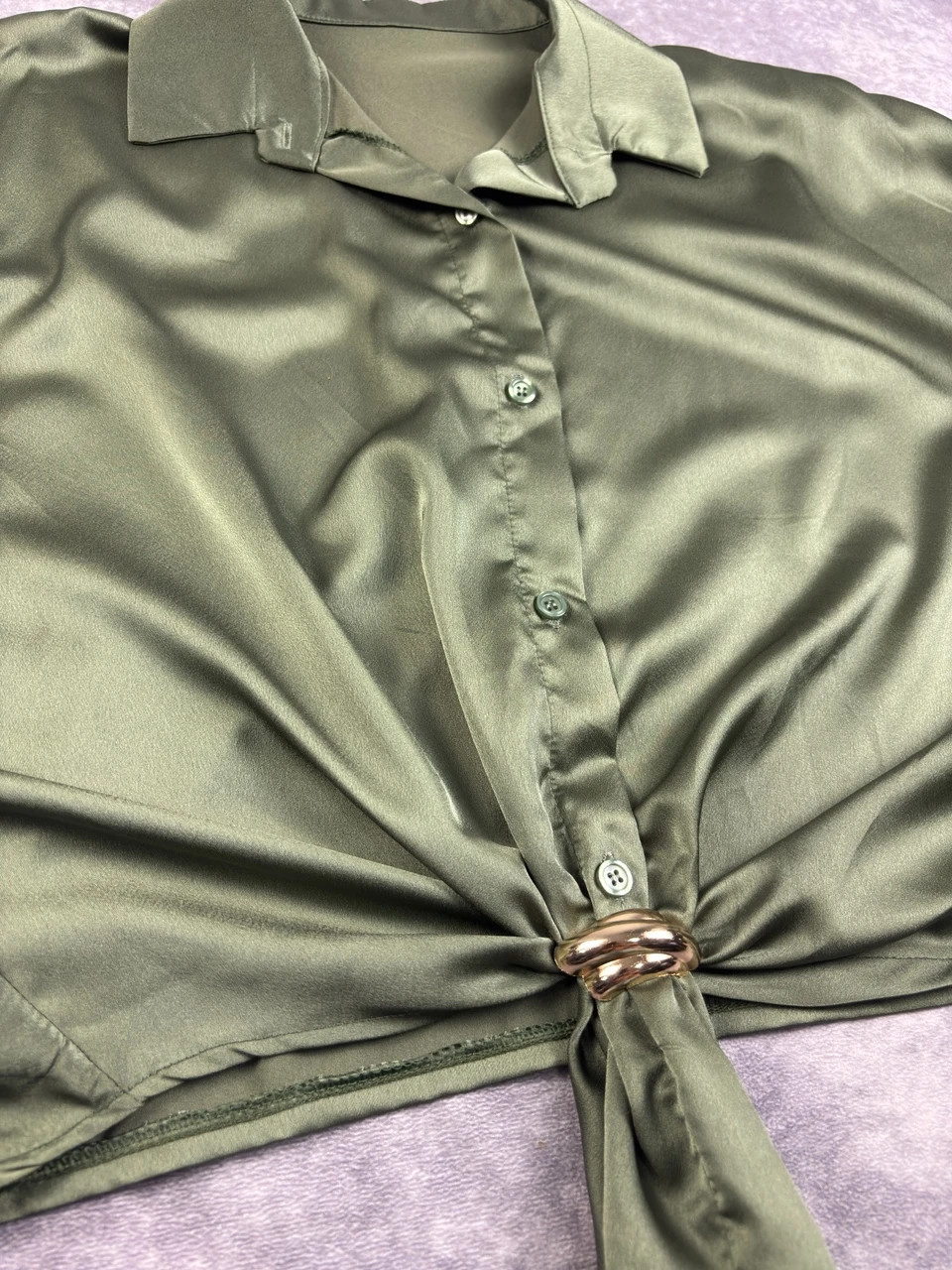 Olive Green Satin Front Knot Blouse Short Sleeve Retro Streetwear Elegant – Vintage Dressing – taille Taille unique 4