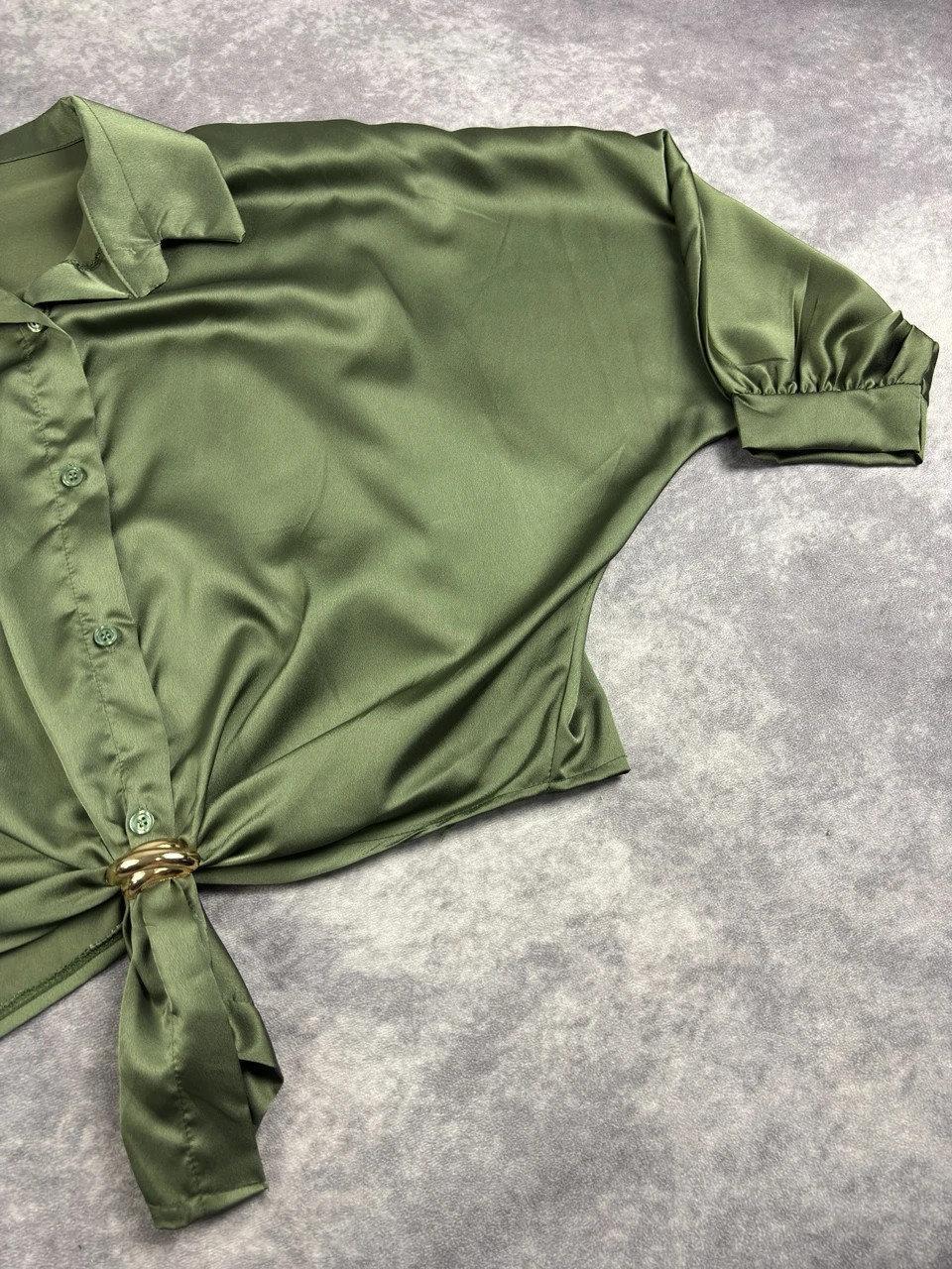 Olive Green Satin Front Knot Blouse Short Sleeve Retro Streetwear Elegant – Vintage Dressing – taille Taille unique 2