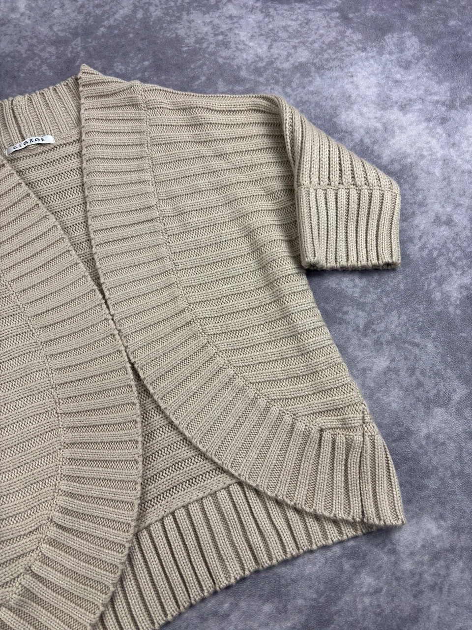 George Beige Chunky Knit Short Sleeve Cardigan Sweater Medium Retro Y2K Casual – George – taille M 2