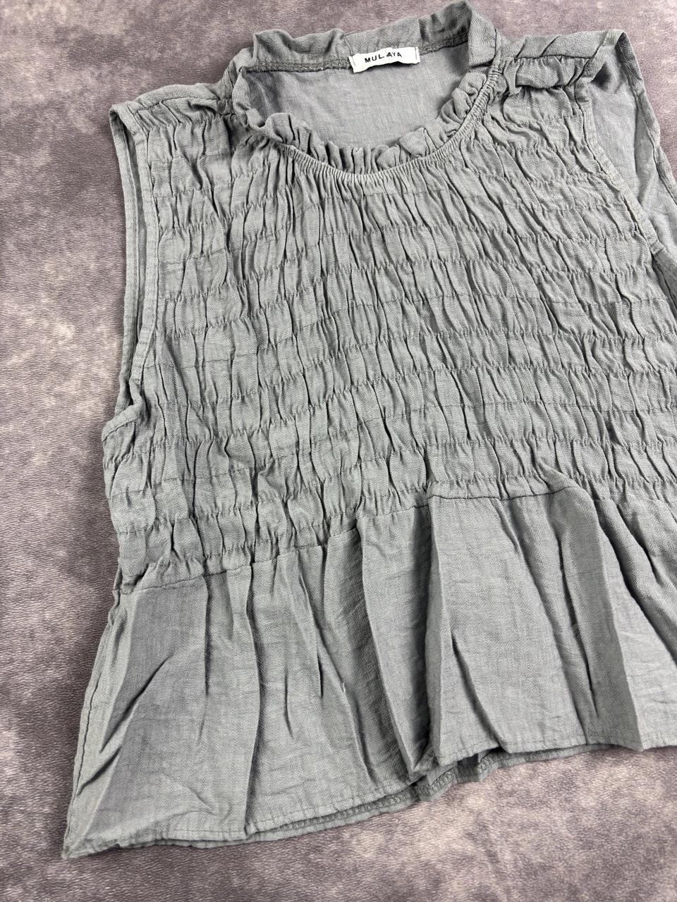 Mulaya Original Grey Smocked Sleeveless Peplum Top Y2K Streetwear Size 1 – Vintage Dressing – taille Taille unique 2