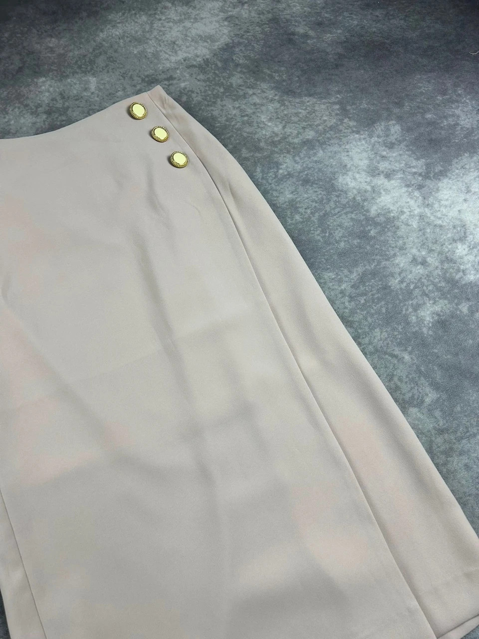 Original Express Beige Pink Midi Skirt Gold Button Detail Size 0 Y2K Retro Streetwear – Express – taille XS / 34 / 6 3