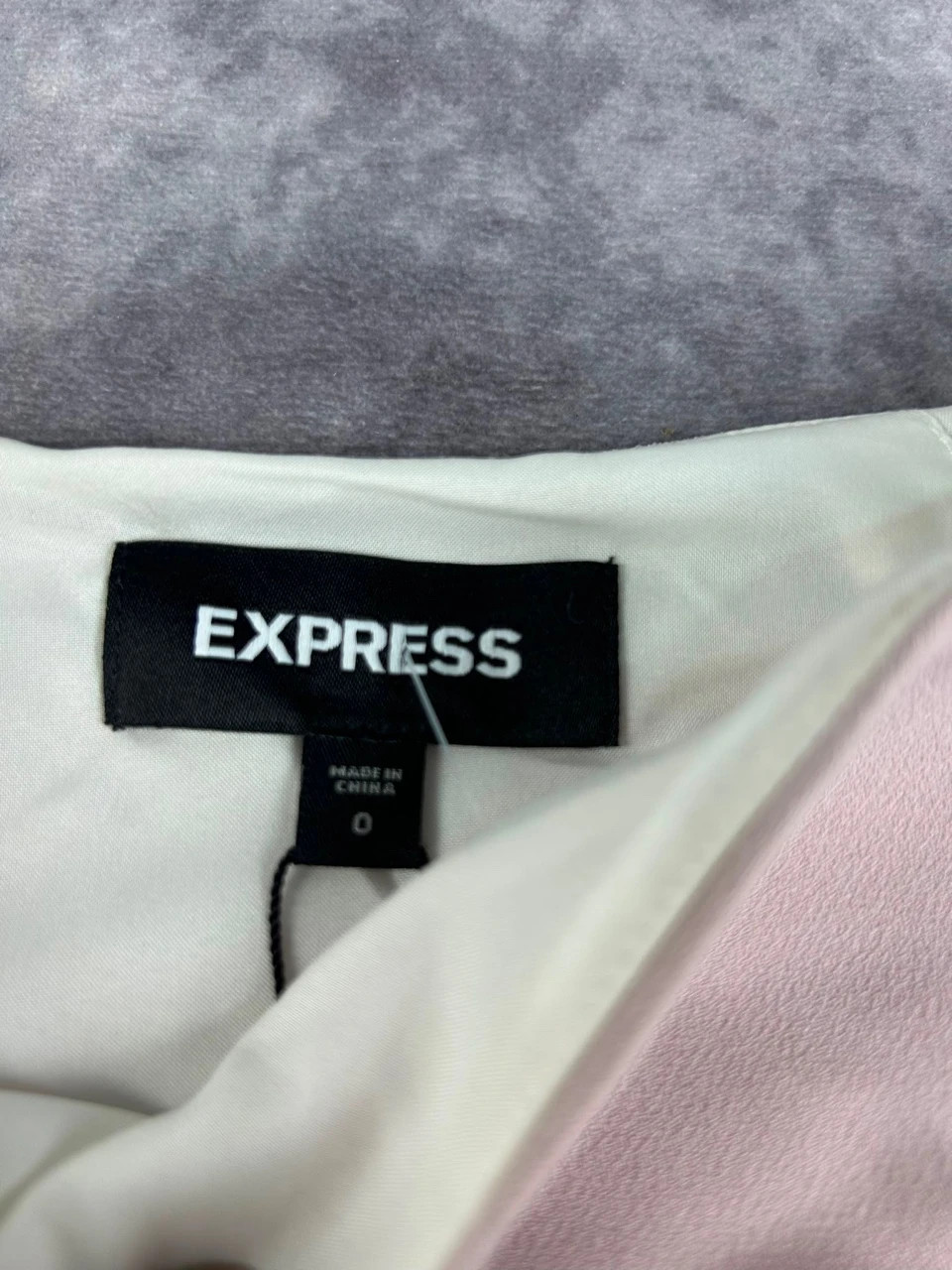 Original Express Beige Pink Midi Skirt Gold Button Detail Size 0 Y2K Retro Streetwear – Express – taille XS / 34 / 6 5