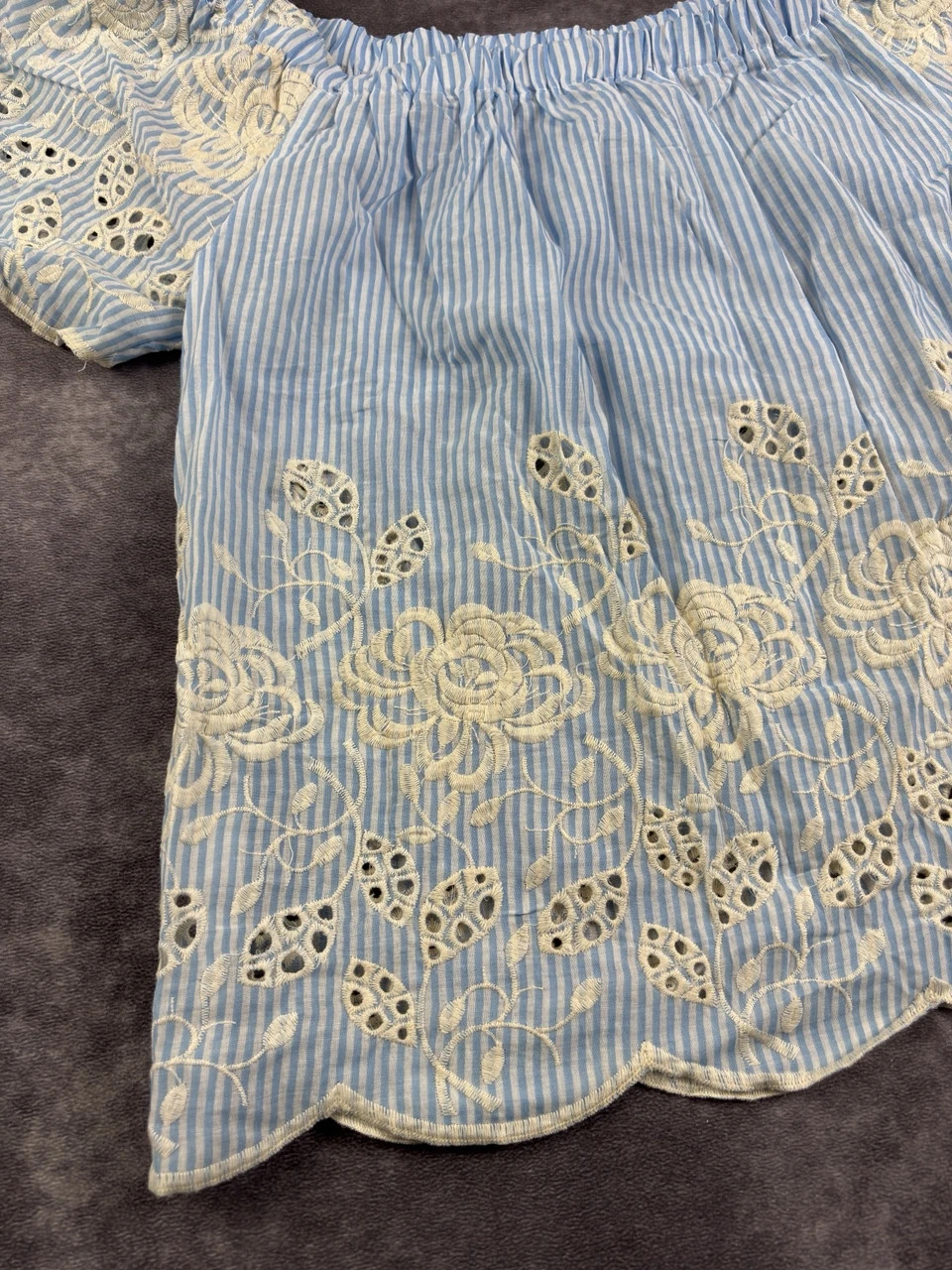 Original Light Blue Striped Embroidered Off Shoulder Top Y2K Streetwear Size L – Vintage Dressing – taille L / 40 / 12 2