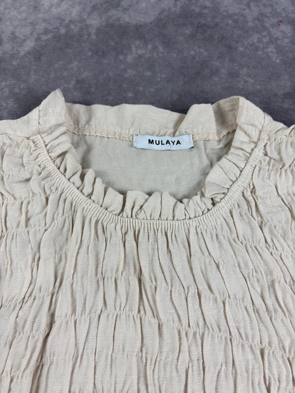 Mulaya Original Beige Smocked Sleeveless Peplum Top Y2K Streetwear Size S – Vintage Dressing – taille Taille unique 4