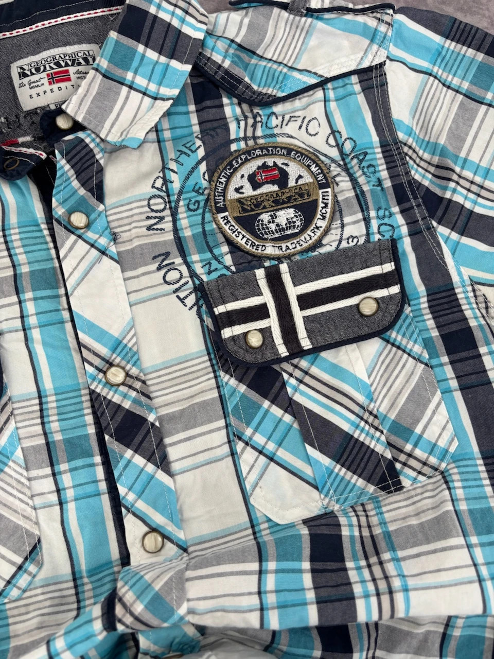 Geographical Norway Plaid Short Sleeve Shirt Xl Blue White Grey Streetwear Vintage – Geographical Norway – taille XL 2