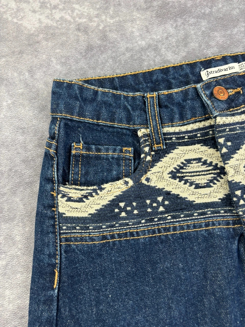 Denim Skirt with Geometric Embroidered Details Casual Style🌺 – Stradivarius – taille XS / 34 / 6 3