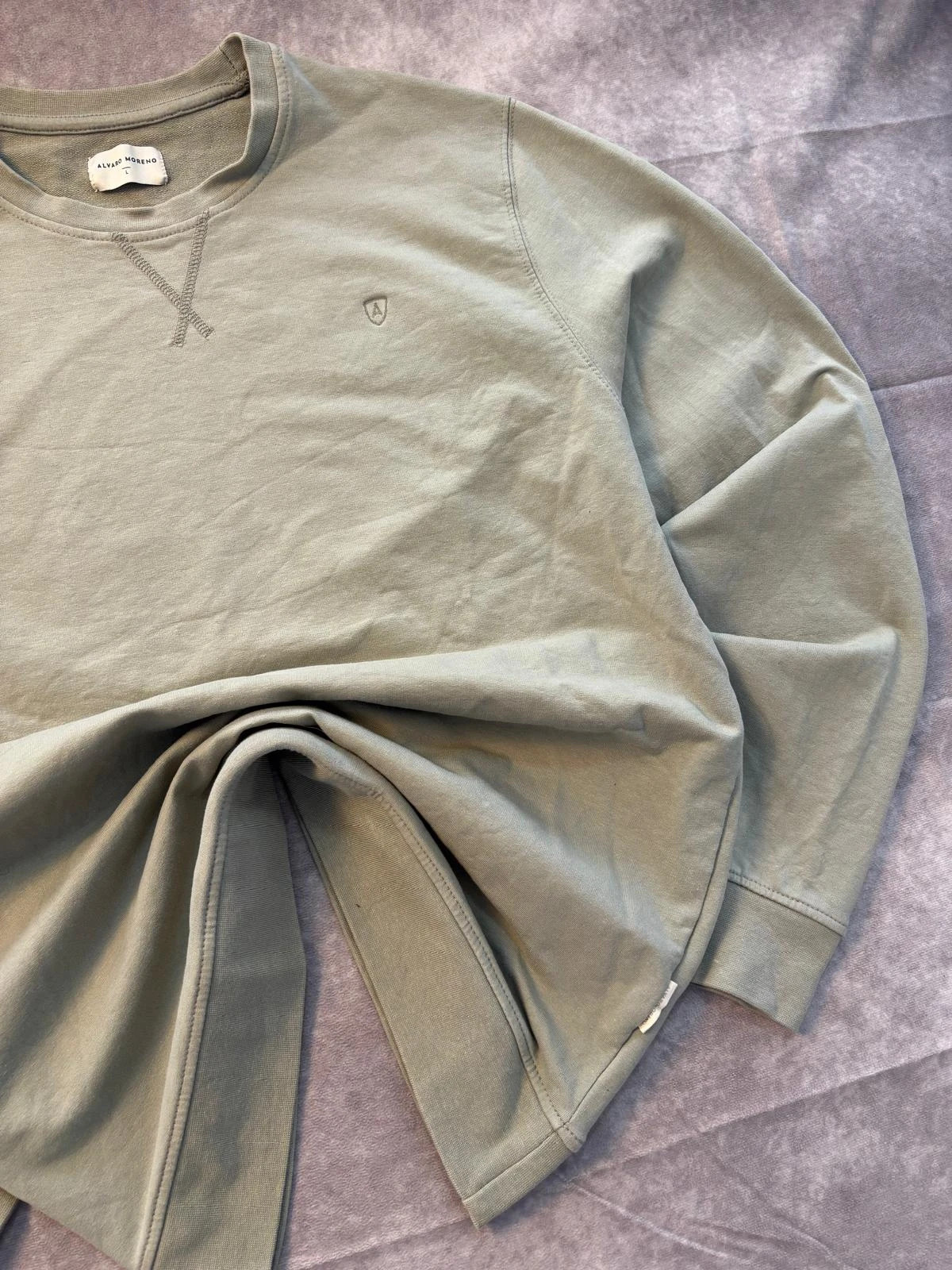 Alvaro Moreno Khaki Green Sweatshirt Men Jumper Casual Comfy Crewneck Pullover Basic Urban Style🌺 – Alvaro Moreno – taille L 2