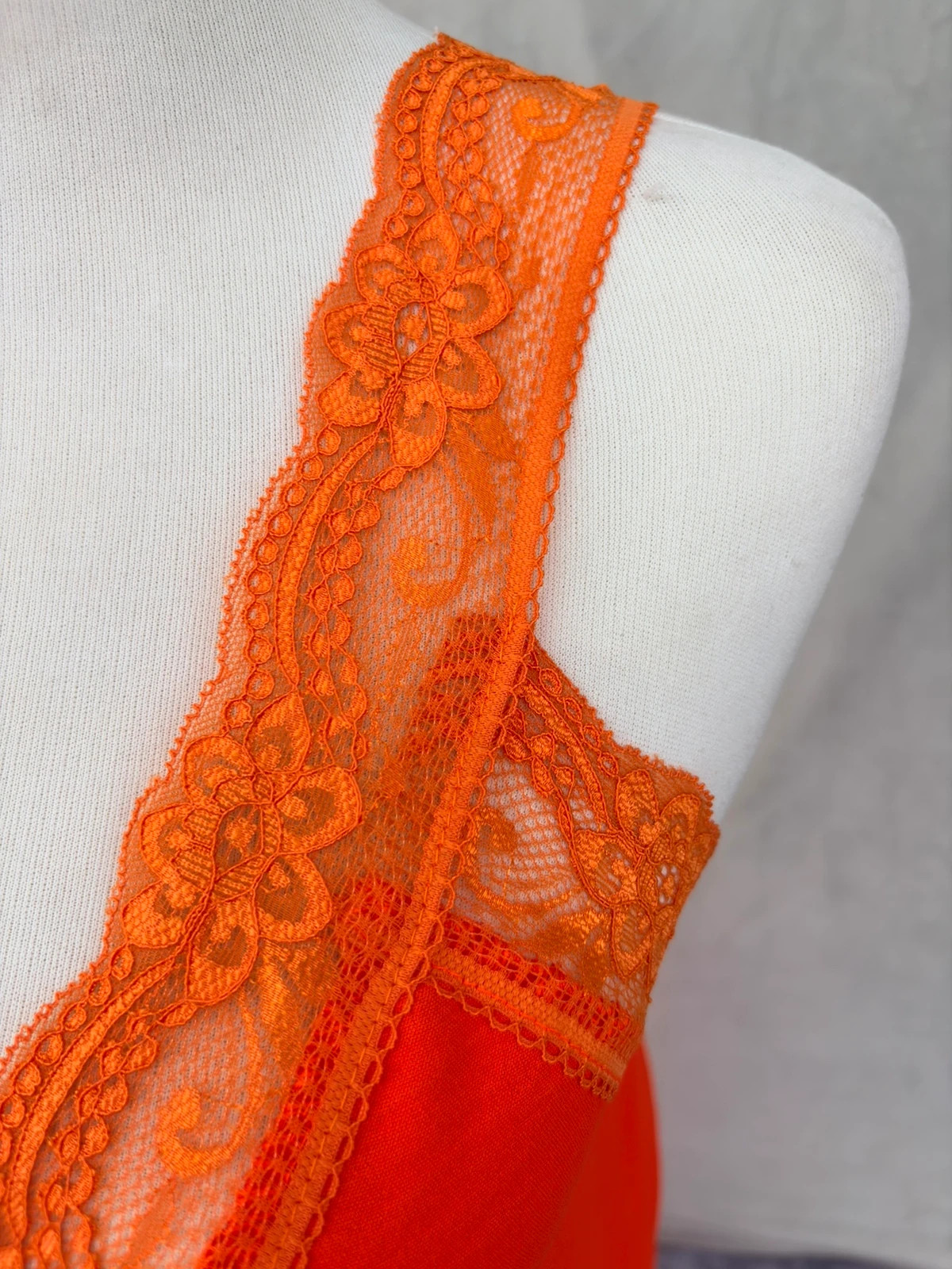 Orange Lace Cami Top Textured Satin V Neck Blouse Sleeveless Summer Strappy Vest Loose Boho Y2K🌺 – Vintage Dressing – taille Taille unique 4