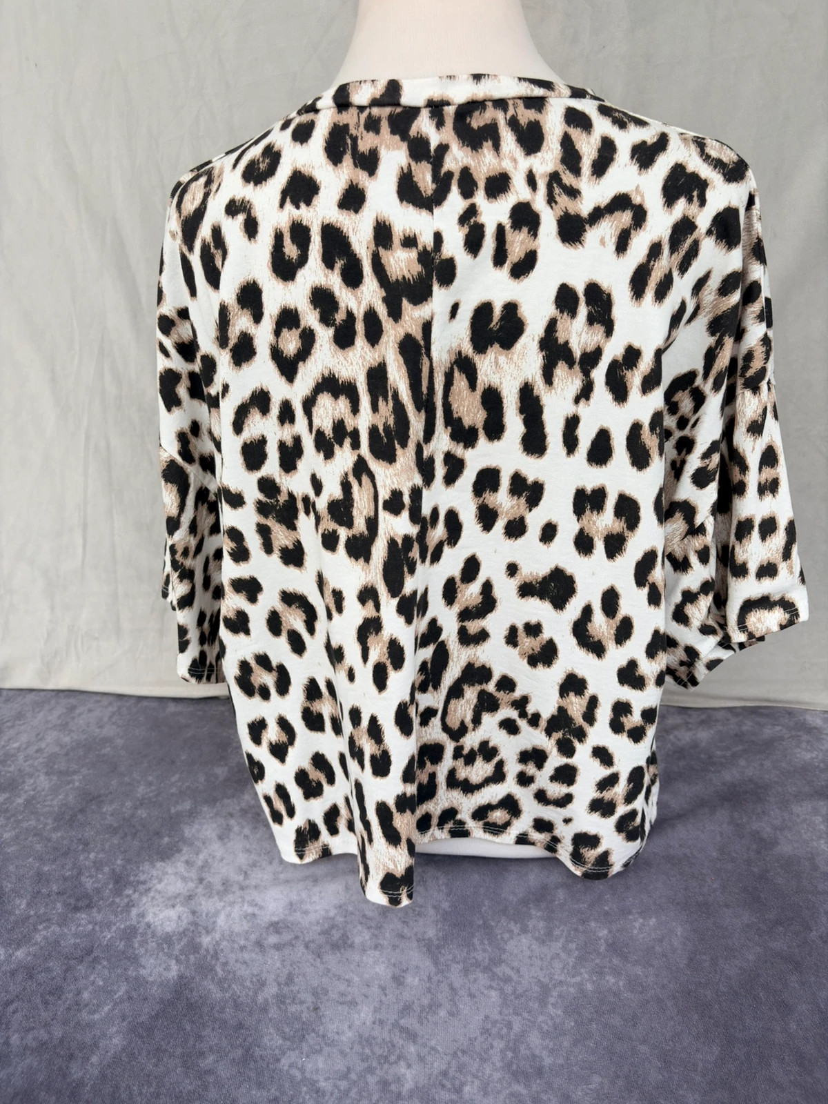 Leopard Print Oversized T Shirt Short Sleeve Crewneck Top Blouse Casual Summer Fashion Tee🌺 – Vintage Dressing – taille Taille unique 4