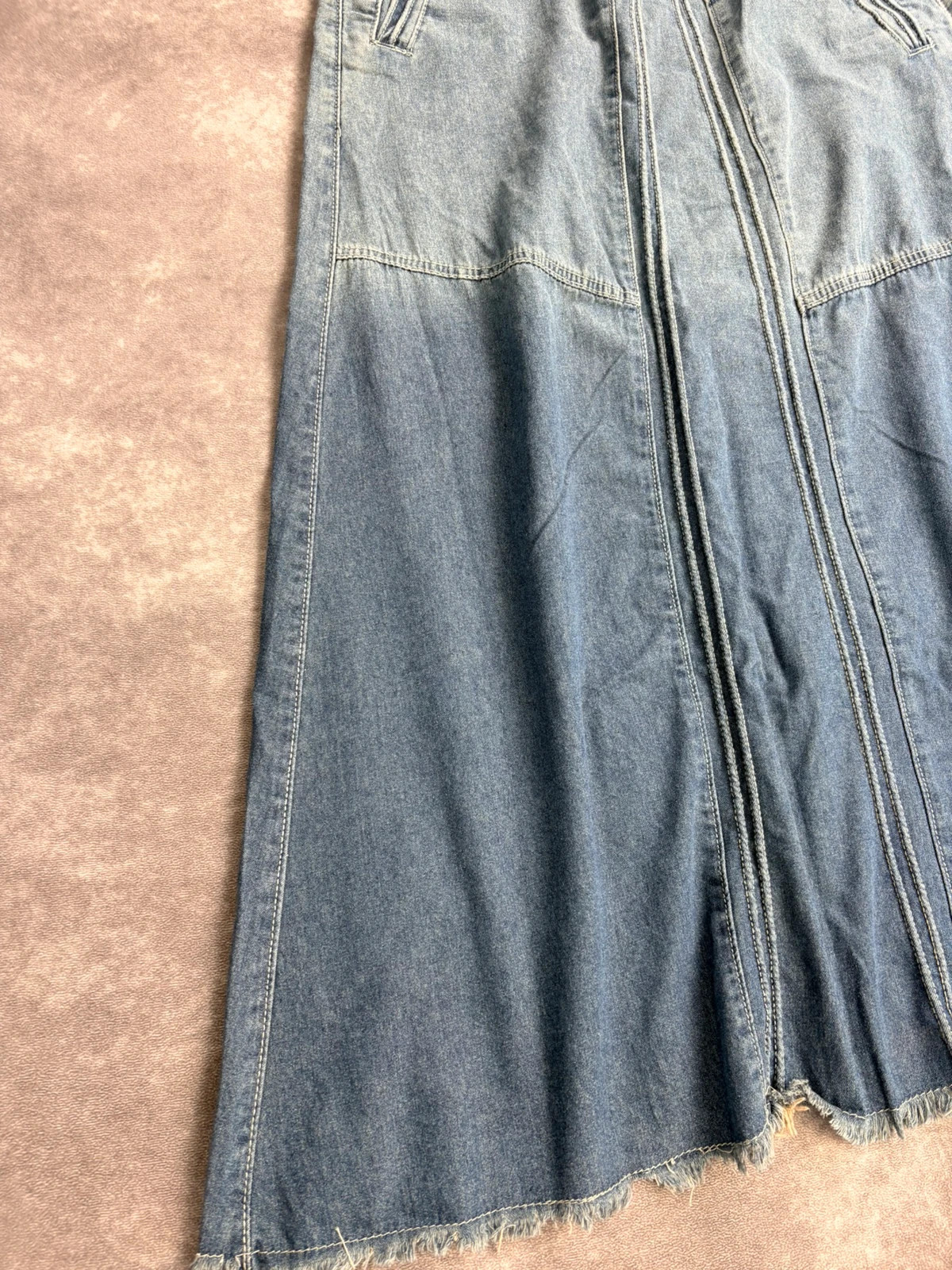 Vintage Blue Denim Maxi Skirt Elastic Waist Distressed Hem Long A Line Jean Skirts Casual Style🌺 – Vintage Dressing – taille Taille unique 2