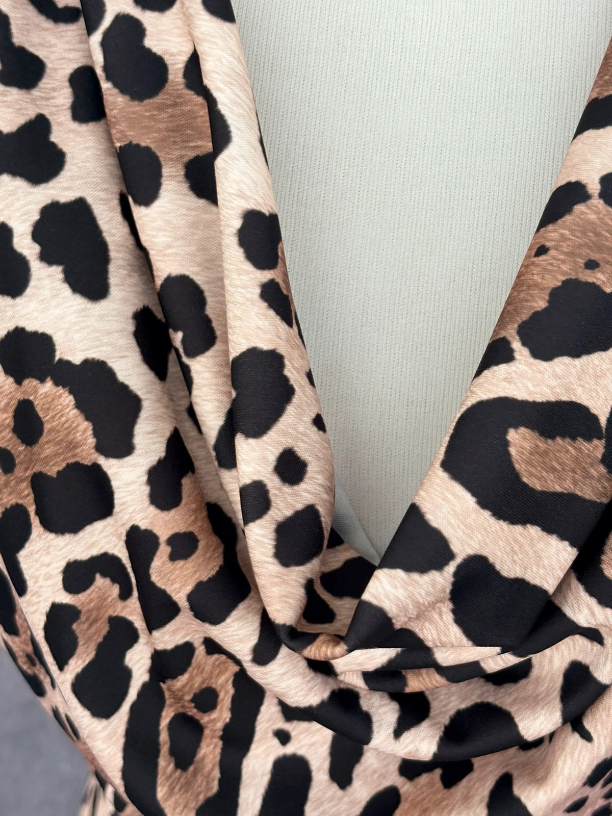 Leopard Print Cowl Neck Top Sleeveless Animal Pattern Blouse Chic Casual Party Wear Size M🌺 – Vintage Dressing – taille Taille unique 4