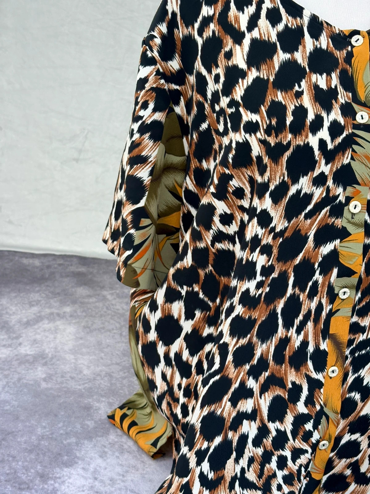 Vintage leopard print button up short sleeve shirt tropical leaf back casual oversized top🌺 – Vintage Dressing – taille Taille unique 2