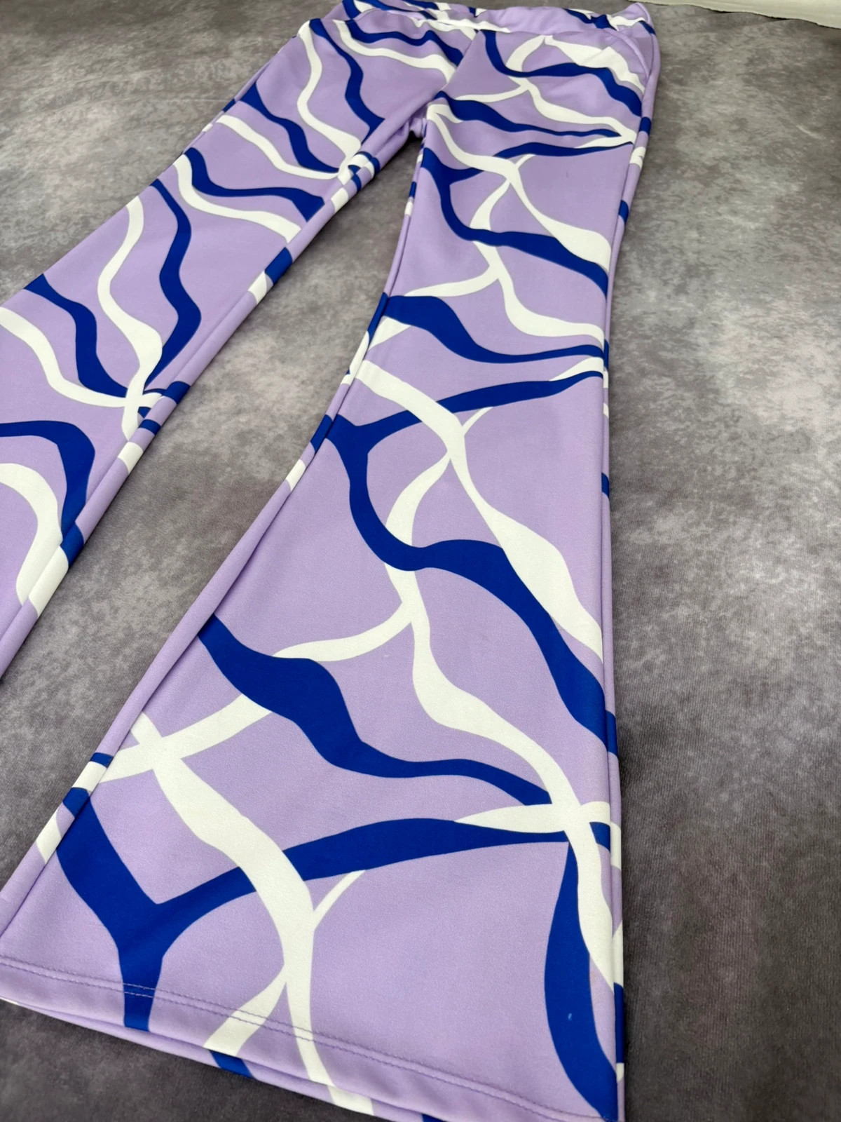 Purple Abstract Print Flare Trousers Retro Style Wide Leg Pants High Waisted Bell Bottoms🌺 – Vintage Dressing – taille Taille unique 3