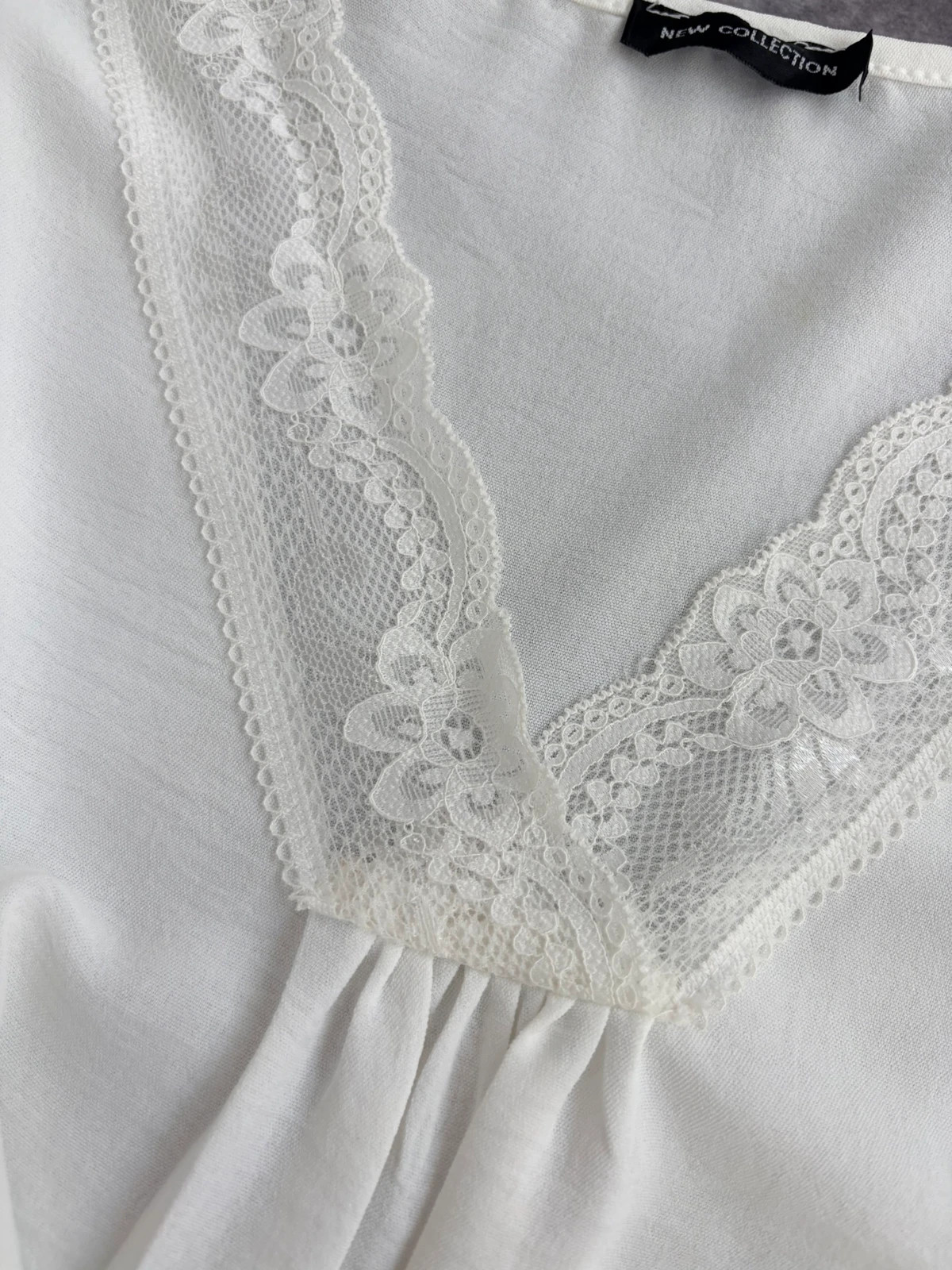 White Lace V Neck Blouse Long Sleeve Casual Summer Tunic Top Elegant Shirt Plus Size Flowy white🌺 – Vintage Dressing – taille Taille unique 3