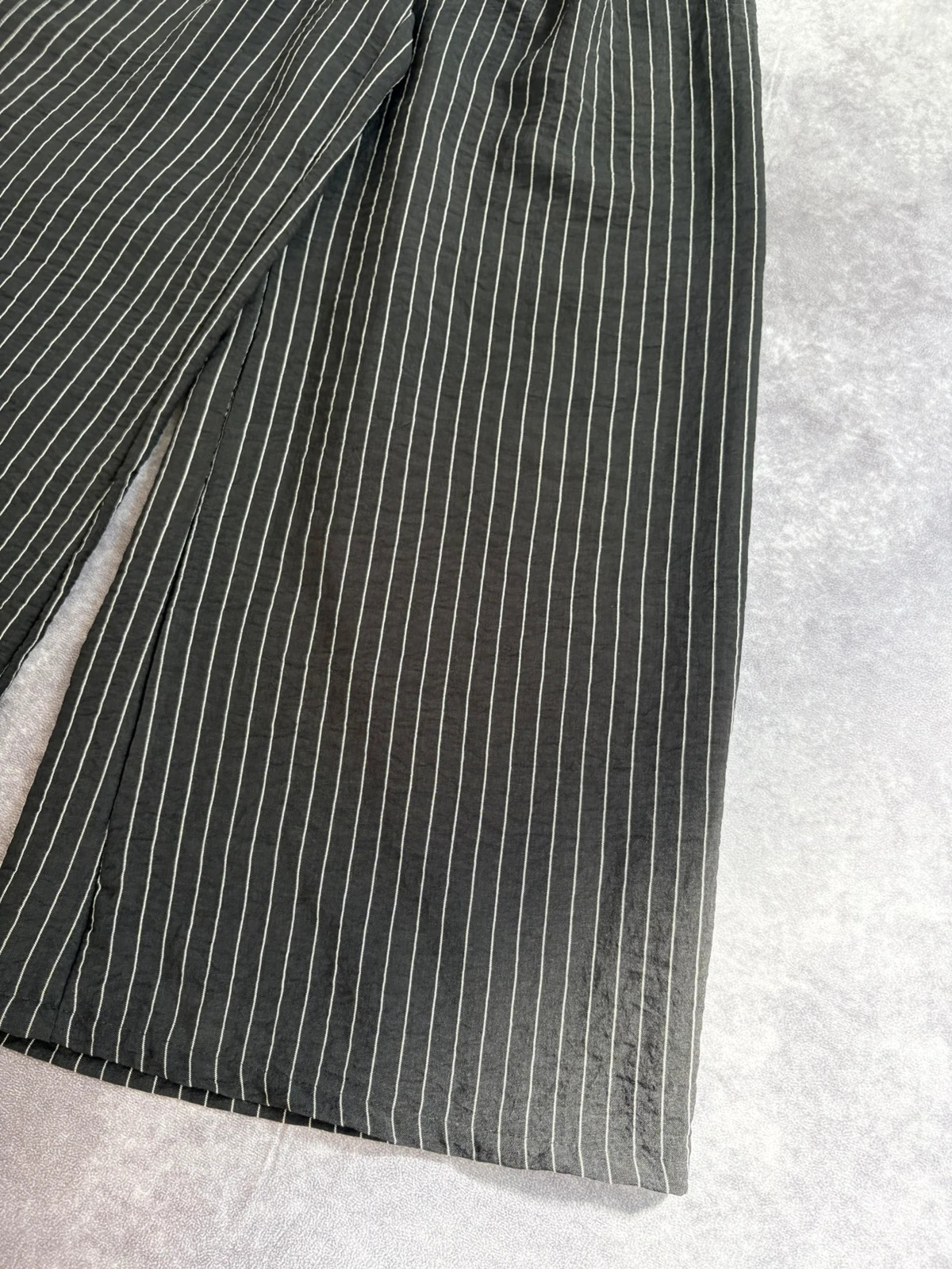 Black and White Striped Wide Leg Palazzo Pants with Cream Belt Elegant One Size Fits All Design🌺 – Vintage Dressing – taille Taille unique 3