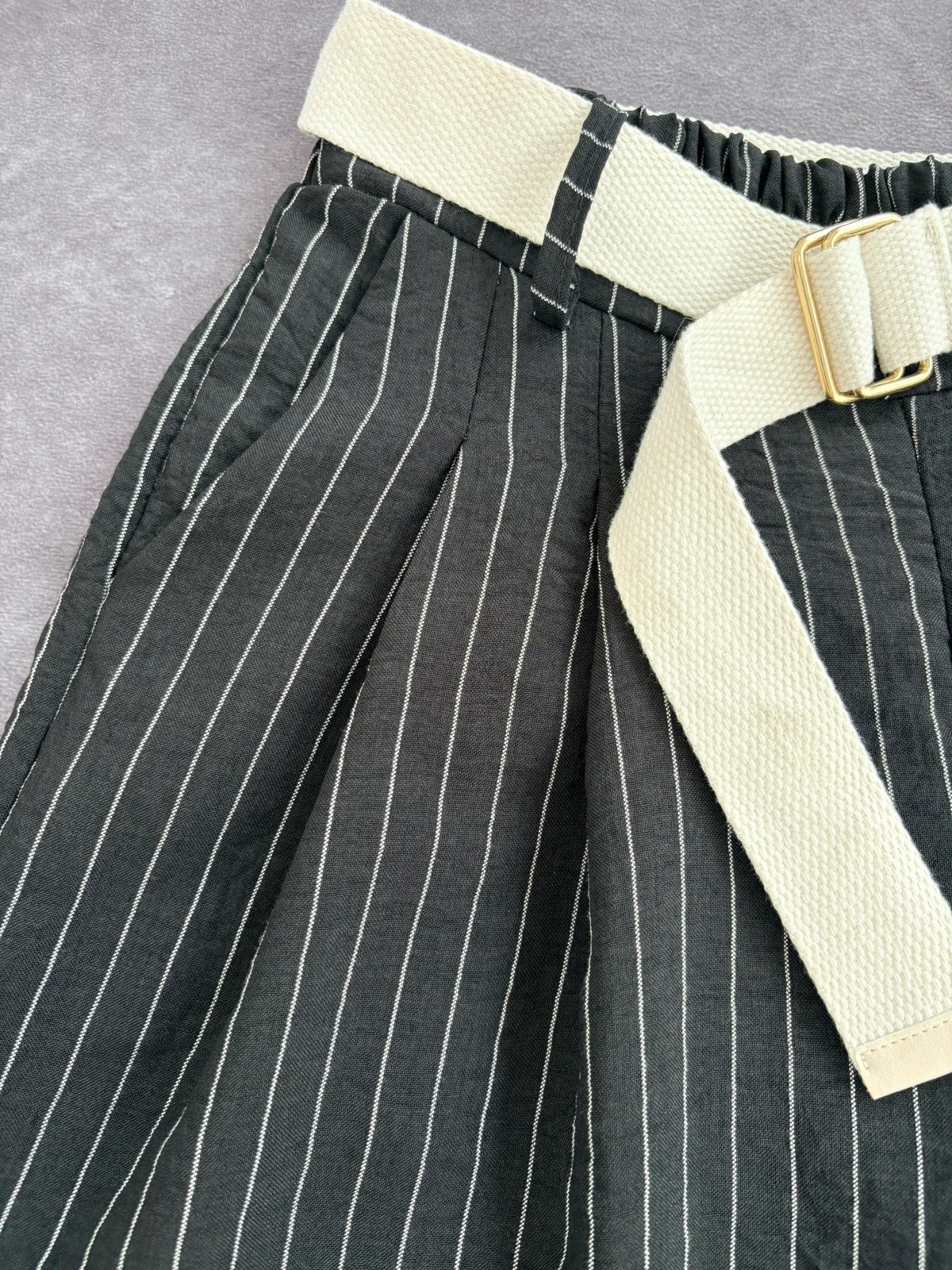 Black and White Striped Wide Leg Palazzo Pants with Cream Belt Elegant One Size Fits All Design🌺 – Vintage Dressing – taille Taille unique 5