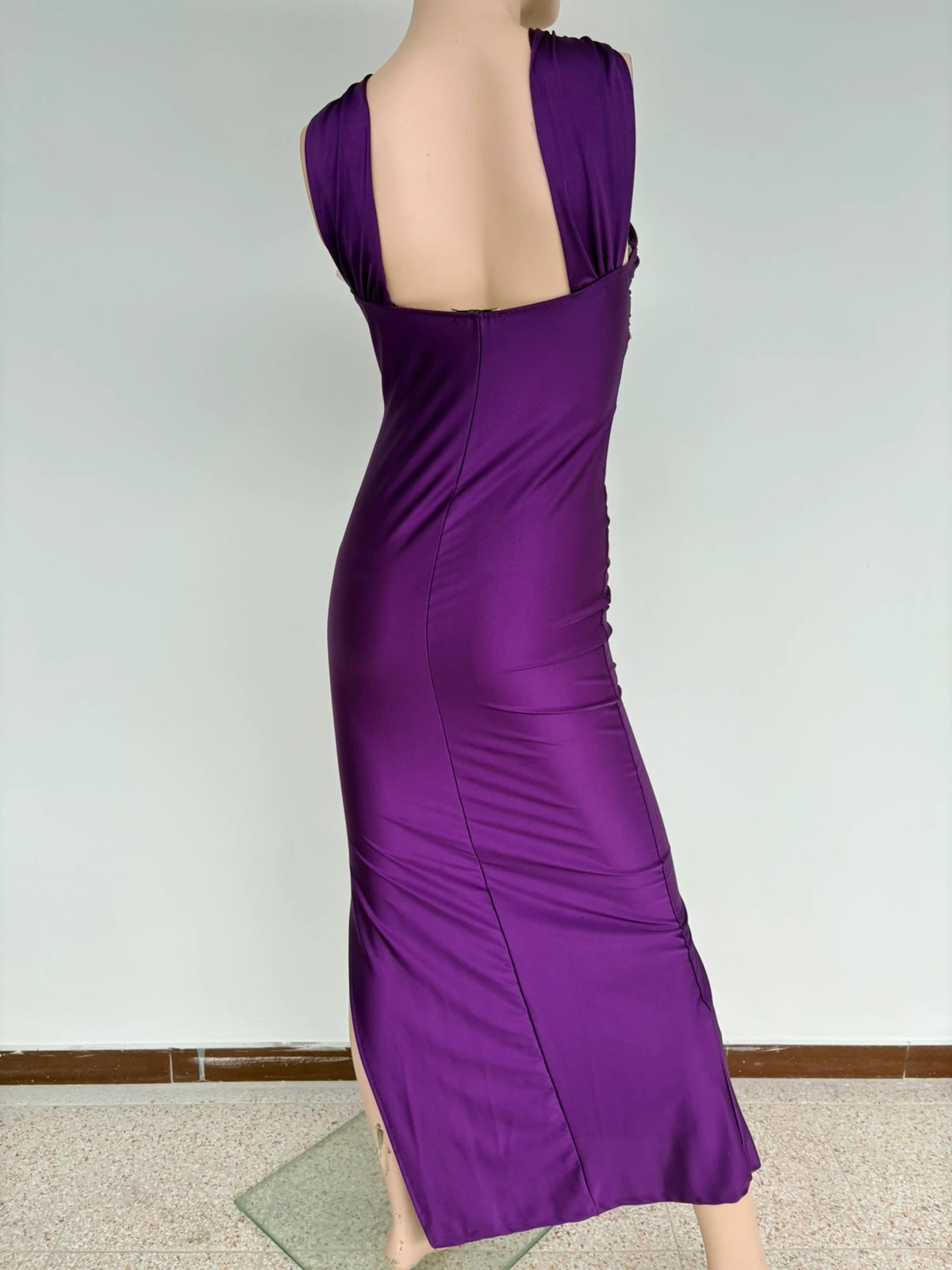 Elegant Purple Twisted Halter Neck Evening Gown Slim Fit Maxi Dress for Women Special Occasion🌺 – Vintage Dressing – taille Taille unique 5