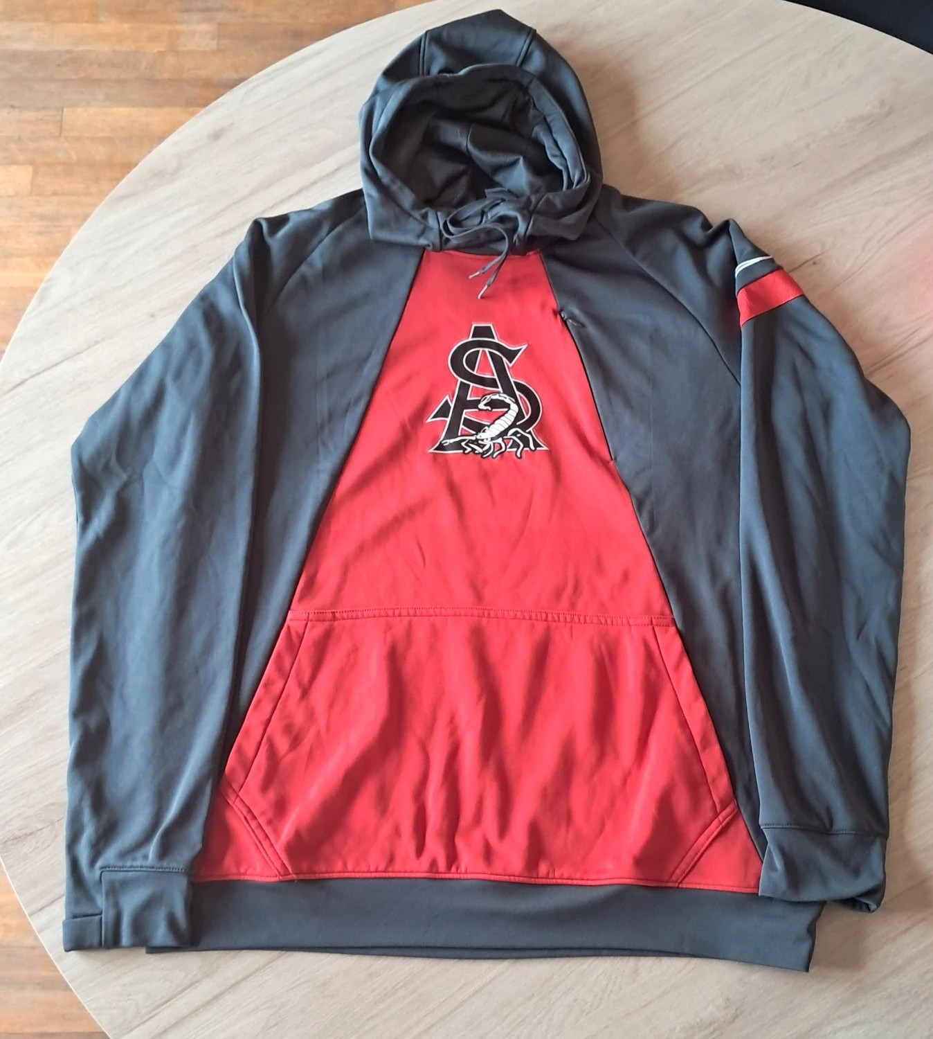 Sweat à capuche Nike zippé technologie dri-fit cordon de serrage gris et rouge Homme taille L