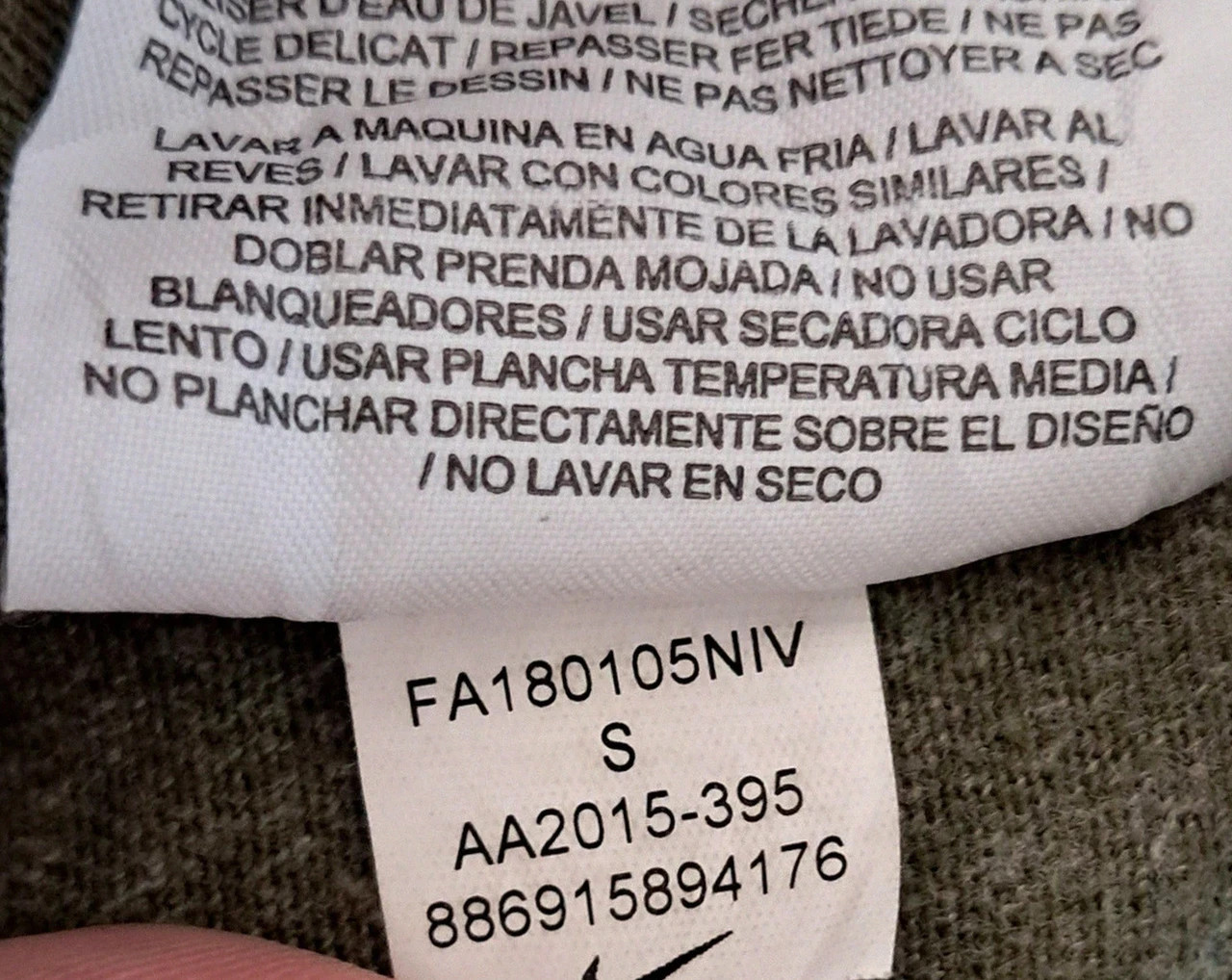 Sweat Nike vert kaki logo Just Do It taille S – Nike Sportswear – taille S / 36 / 8 5
