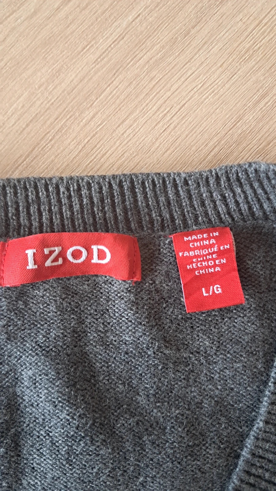 Gilet sans manches IZOD gris à motif Taille L – IZOD – taille L 4