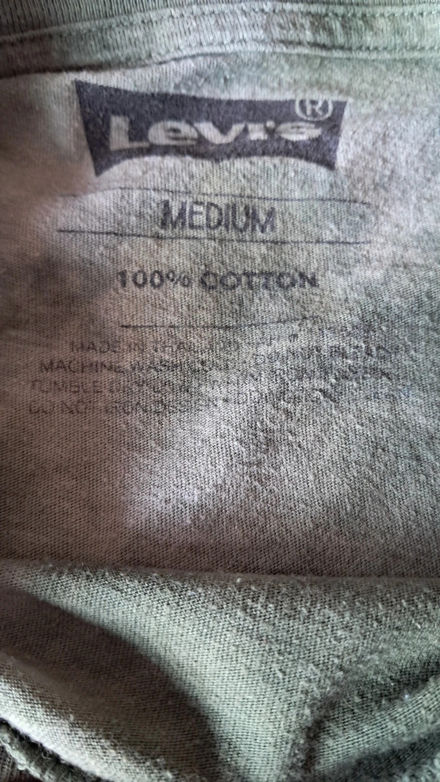T-shirt Levi’s Vintage Vert Kaki Délavé Aigle Graphique 100% Coton Taille M – Levi's – taille M 3