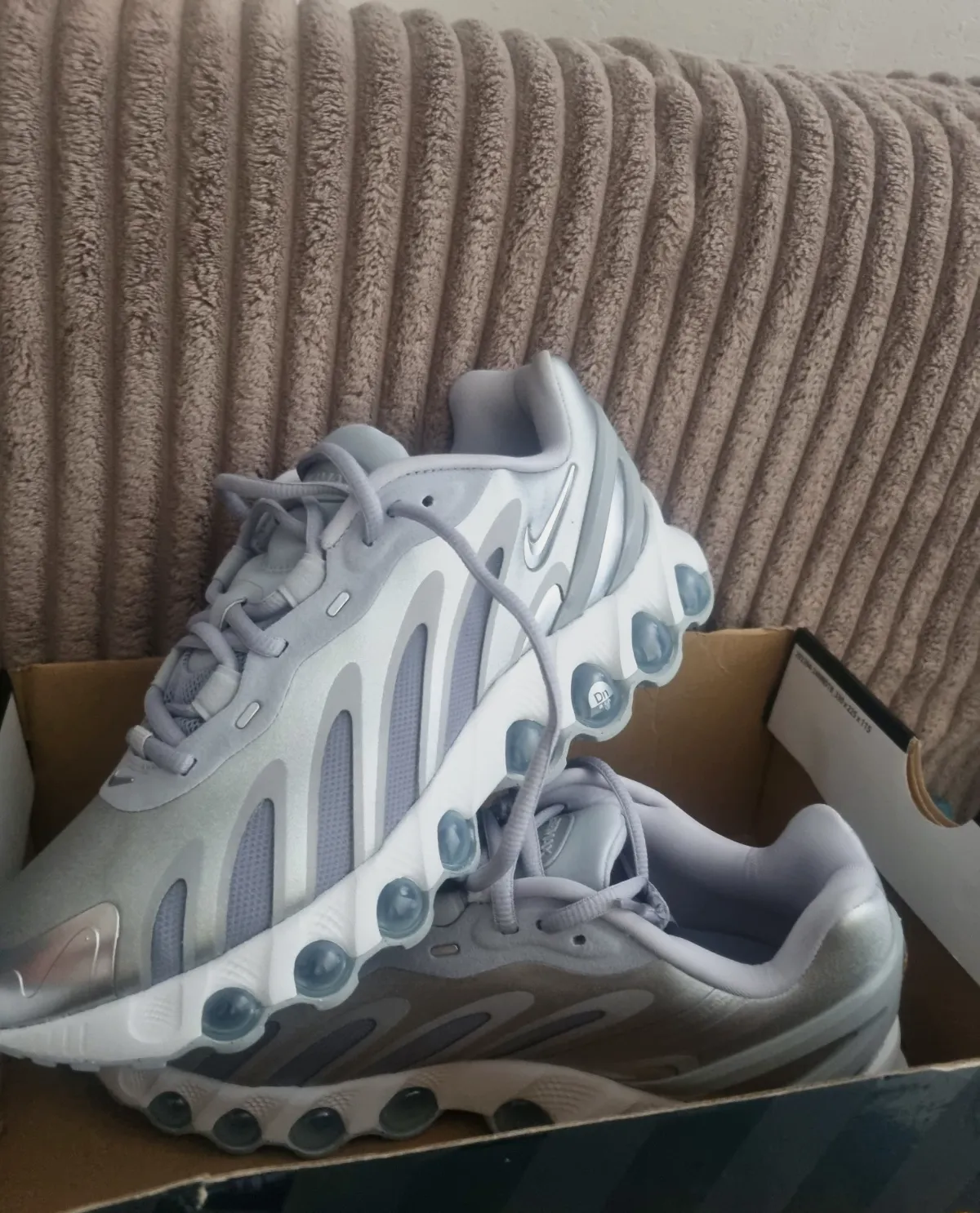 Nike Dn8 metall – Nike – taille EU 41 5
